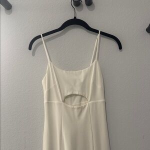 Elegant White Midi Dress